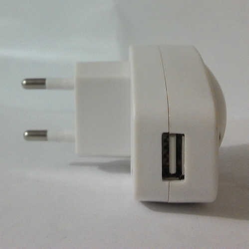 מטען קיר USB כניסה אחת Maxxtro 1A